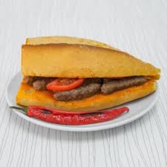 Yarım Ekmek Arası Ödemiş Köfte görseli