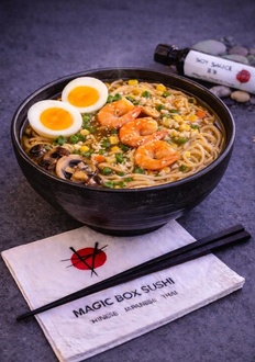 Karidesli Ramen görseli