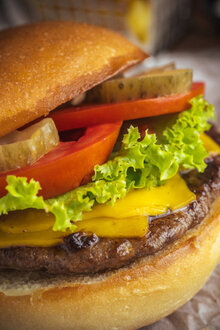 Cheeseburger Menü görseli