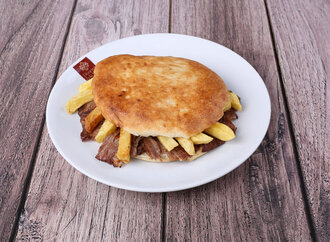 Tombik Ekmek Arası Et Döner görseli