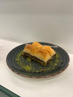 Fıstıklı Baklava 500 Gr. görseli
