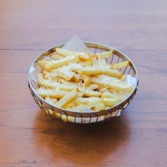 Trüflü Parmesanlı Patates Kızartması görseli
