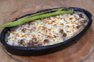 Kiremitte Kuşbaşı Kaşarlı görseli