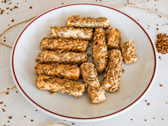 Çekirdekli & Susamlı Tuzlu Parmak (500 G) görseli