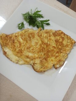 Kaşarlı Omlet görseli