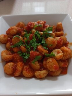 Sarımsaklı Köfte görseli