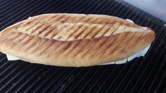 Tulum Peynirli Karışık Tost görseli