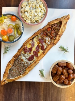 Karışık Pide görseli