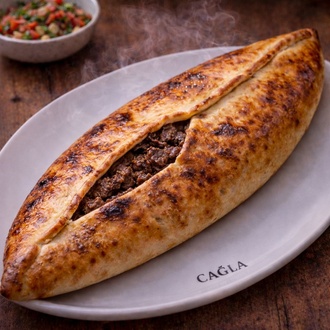 Kavurmalı Pide görseli