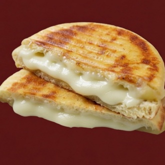 Üç Peynirli Bazlama Tost görseli