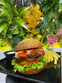 Hot Burger görseli