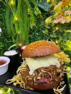 Yummy Meat Burger görseli