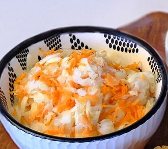 Coleslaw Salata görseli