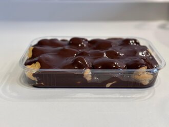 Nutella Soslu Fısrtıklı Profiterol (1 Kg.) görseli