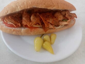 Yarım Ekmek Arası Tavuk Döner (70 Gr.) görseli