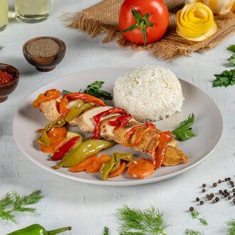 Izgara Tavuk & Pirinç Pilavı görseli