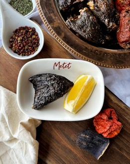 Zeytinyağlı Kuru Patlıcan Dolması görseli