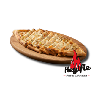 Kuşbaşılı Kaşarlı Pide görseli