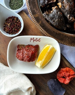 Zeytinyağlı Kuru Biber Dolması görseli