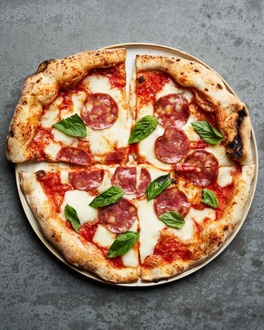 Şölen Sosis Pizza (Orta Boy) görseli