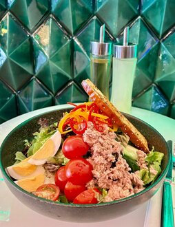 Ton Balıklı Salata görseli