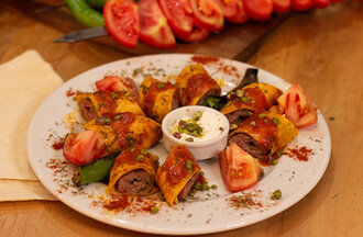 Sarma Beyti Kebap görseli