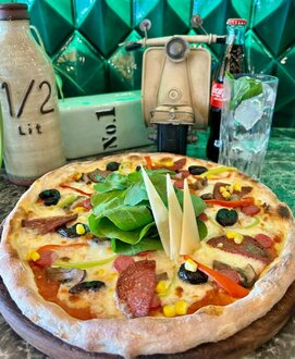 Karışık Pizza görseli