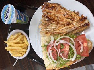 Yarım Ekmek Arası Tavuk Döner (70 G) Menü görseli