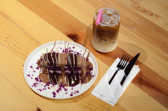 Quts Mor Salkım görseli