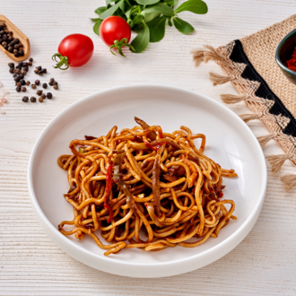 Sebzeli Noodle görseli