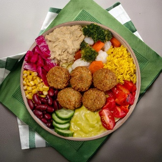 Falafelli Humuslu Bowl görseli