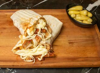 Kaşarlı Tavuk Döner Dürüm görseli