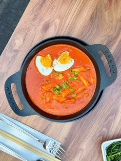 Rose Tteokbokki görseli