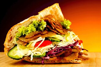 Üç Çeyrek Ekmek Tavuk Döner görseli