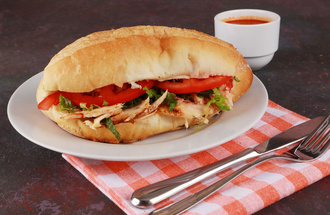 Tam Ekmek Arası Tavuk Döner görseli