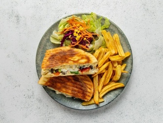 Akdeniz Tost görseli