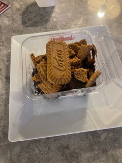 Lotuslu Profiterol 200 Gr görseli