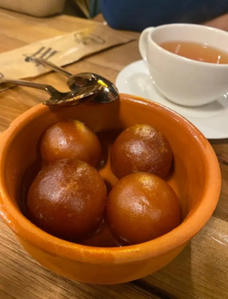 Gulab Jamun Tatlı görseli