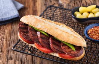 Yarım Ekmek Arası Sucuk & Cola Cola (200 Ml.) görseli