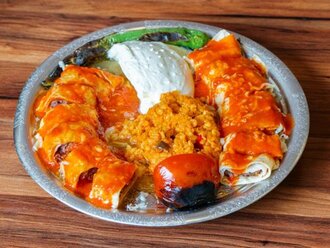 Sarma Beyti Kebap görseli