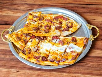 Sucuklu Pide görseli