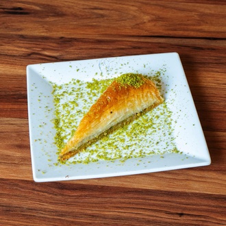 Özel Havuç Dilimi Baklava (1 Adet) görseli