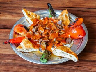 Alinazik Kebap (Kuzu Şişten) görseli