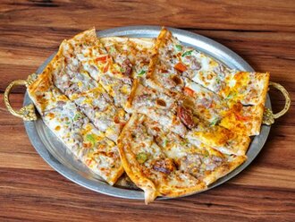 Karışık Pide görseli