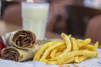 Et Döner Medium Dürüm Menü görseli