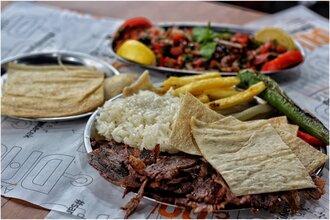 Pilav Üstü Et Döner (Porsiyon) (150 G) görseli