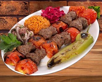 Domatesli Kebap görseli