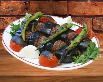 Patlıcanlı Kebap görseli