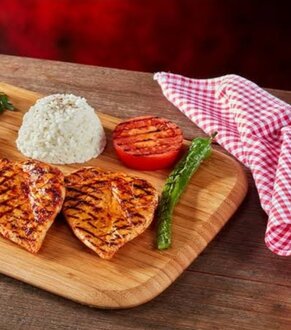 1 Kg Tavuk Biftek Garnitürlü görseli