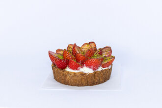 Tart Çilekli görseli